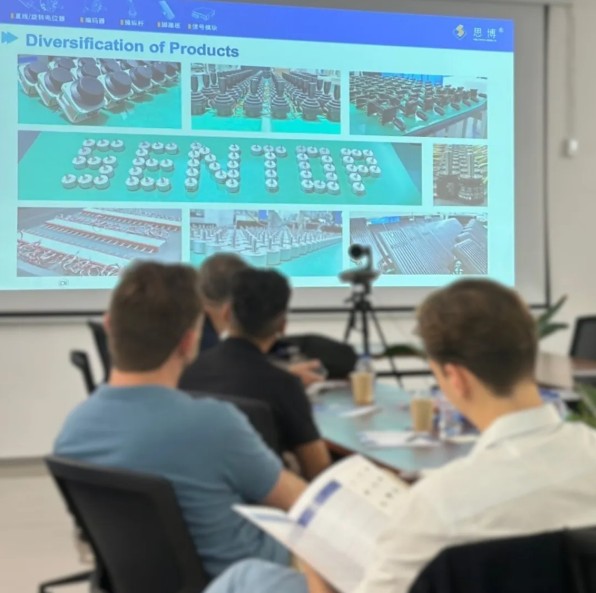 布局全球網(wǎng)絡，建立深度合作。(圖2)